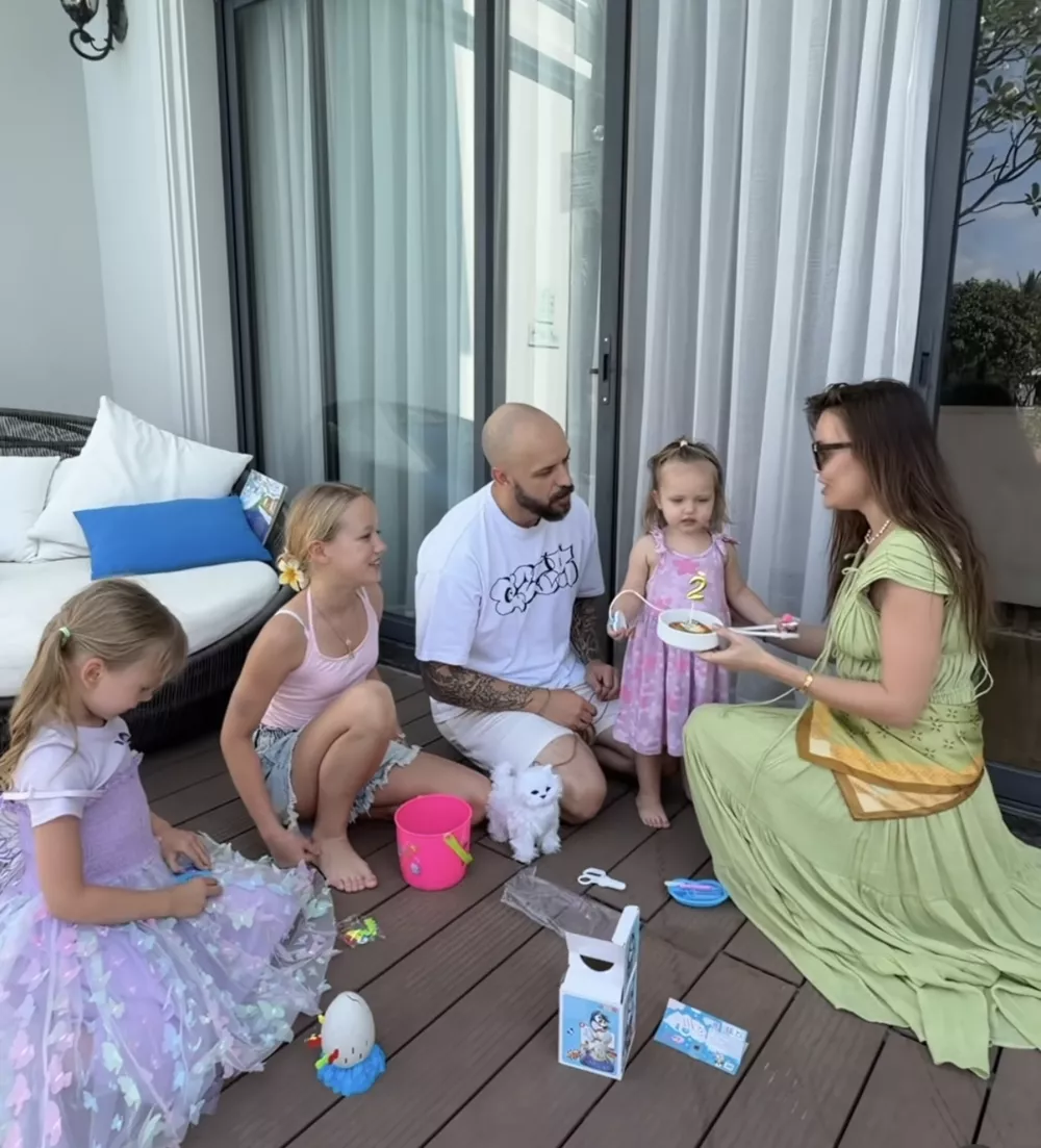 Ассоль и ST отмечают 2-летие младшей дочери