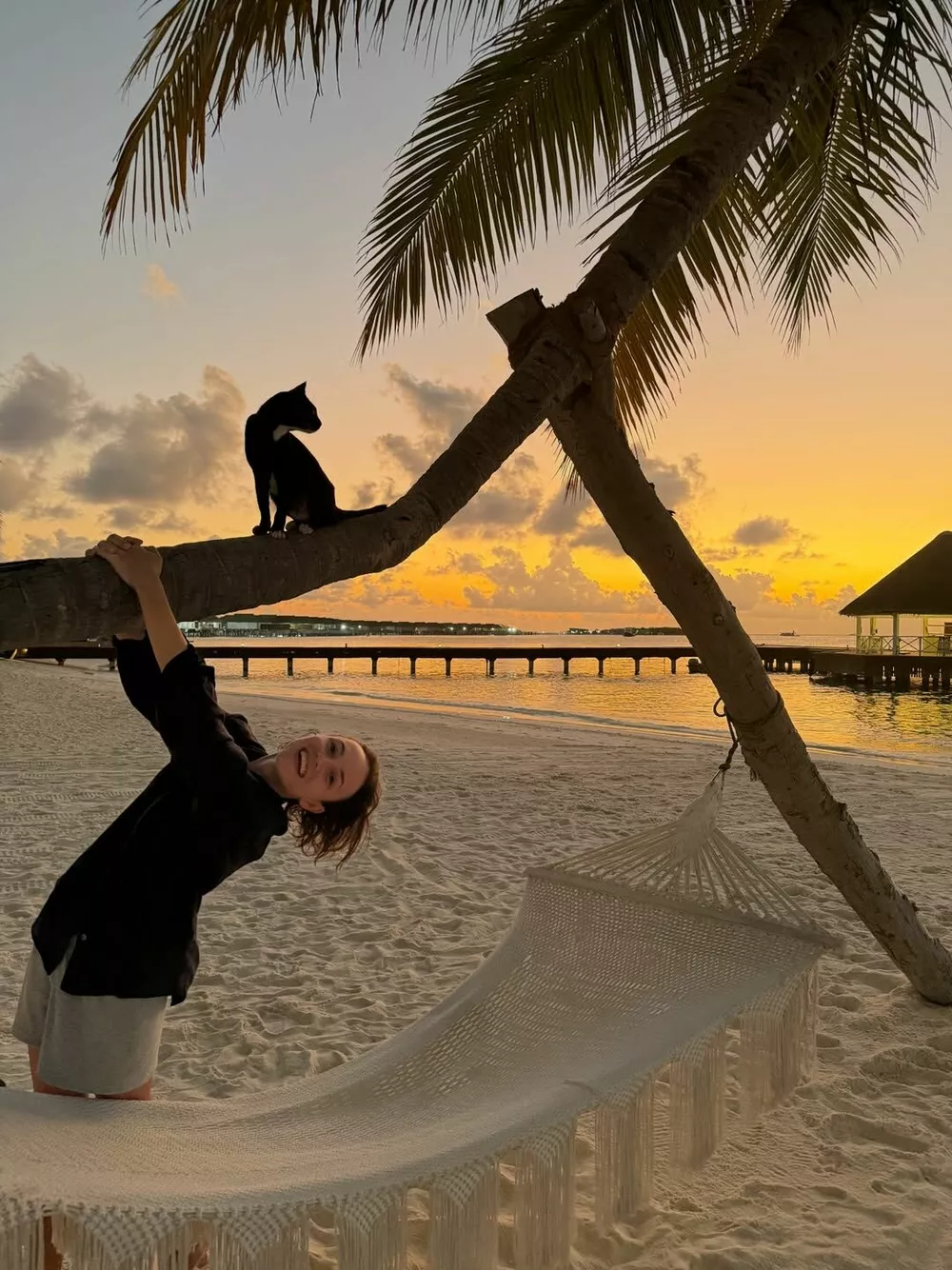 Cтася Милославская проводит романтический отпуск с возлюбленным на Мальдивах