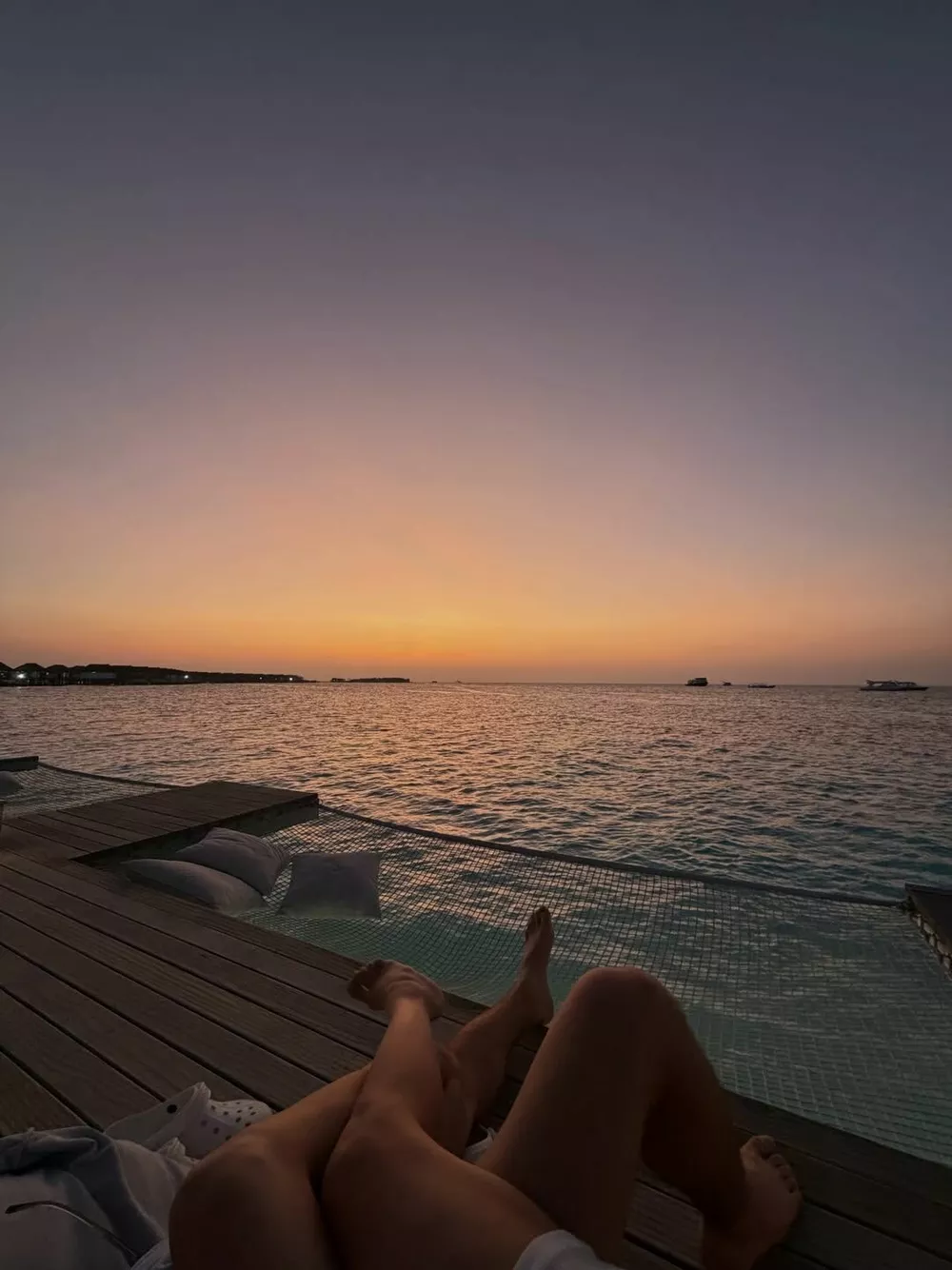 Cтася Милославская проводит романтический отпуск с возлюбленным на Мальдивах