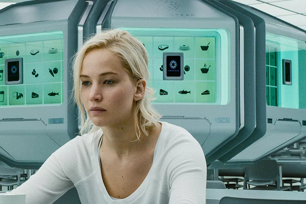 Дженнифер Лоуренс о соперничестве с Эммой Стоун: "Она всегда впереди"