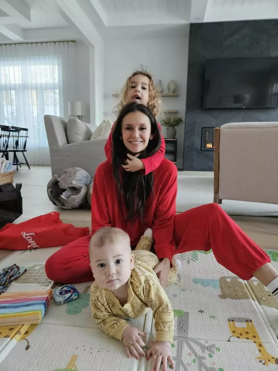 Как голливудские звезды отметили Новый год Как голливудские звезды отметили Новый год