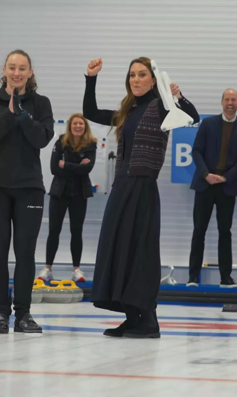 Кейт Миддлтон занялась керлингом