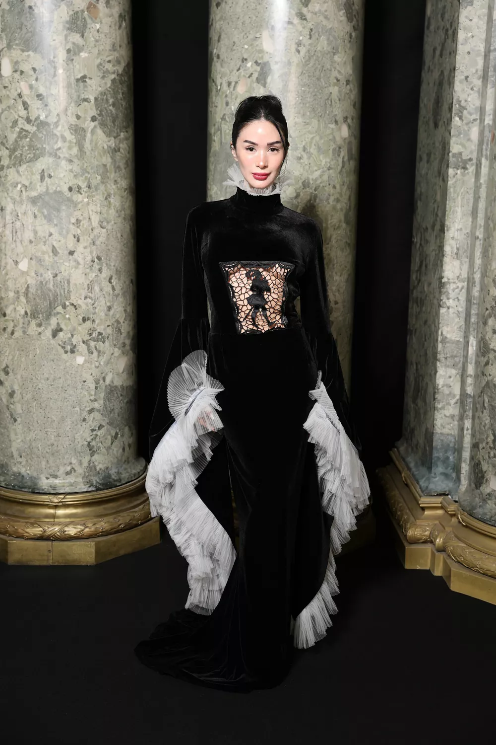 Кристина Милиан, Анна Нетребко, Лилия Рах: гости показа YANINA Couture на Неделе высокой моды в Париже Кристина Милиан, Анна Нетребко, Лилия Рах: гости показа YANINA Couture на Неделе высокой моды в Париже