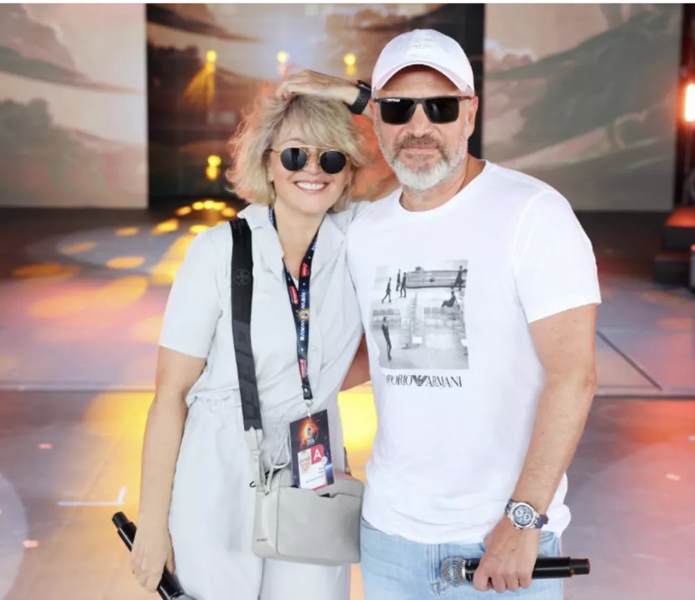 Леонид&nbsp;Агутин&nbsp;трогательно&nbsp;поздравил&nbsp;Анжелику&nbsp;Варум&nbsp;с&nbsp;годовщиной отношений