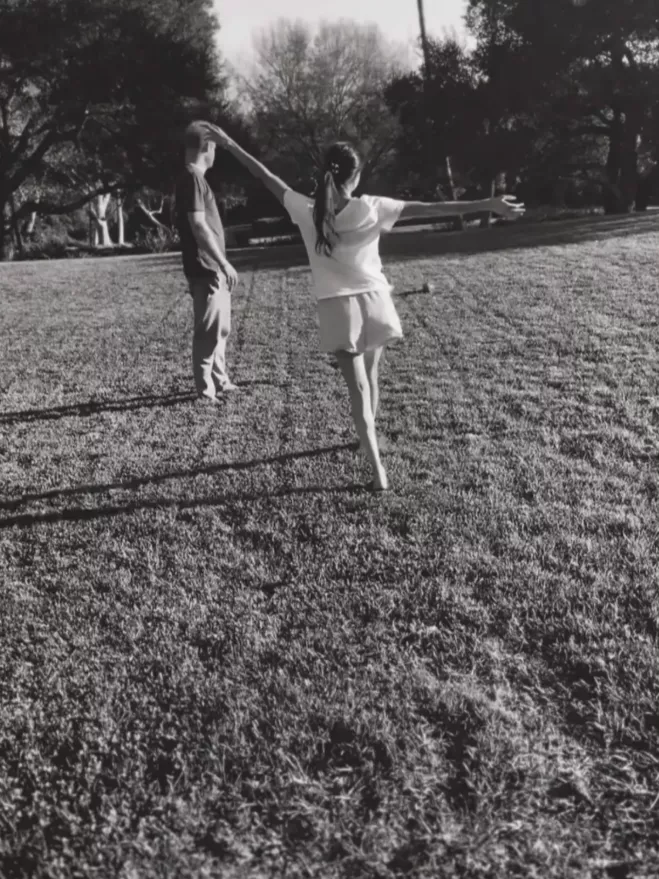 Меган Маркл поделилась романтическим видео, которое сняла их с Гарри дочь