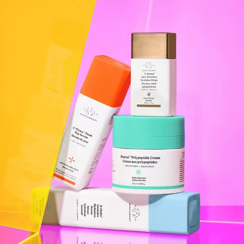 Гавайский массаж, трюфельные маски и помады от инфлюенсеров: дайджест beauty-новостей Гавайский массаж, трюфельные маски и помады от инфлюенсеров: дайджест beauty-новостей