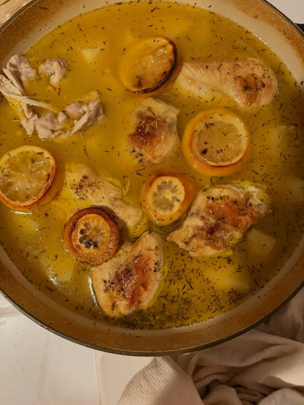 Румер Уиллис сфотографировалась в бикини с дочкой на руках Румер Уиллис сфотографировалась в бикини с дочкой на руках