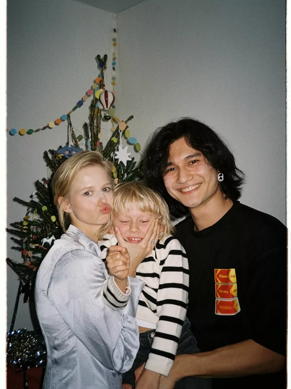 Саша Бортич обнародовала редкие семейные снимки