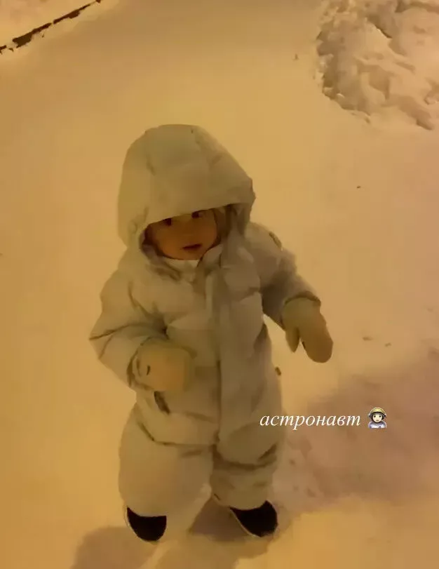 Сати Казанова впервые открыто показала лицо дочери