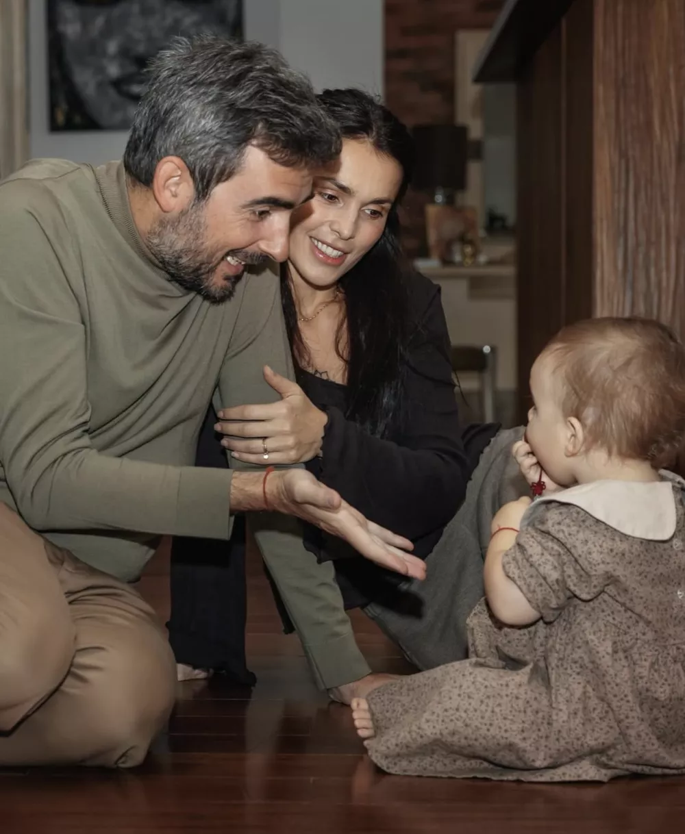 Сати Казанова впервые открыто показала лицо дочери