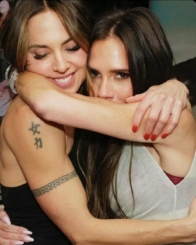 "Тяжело находиться в тени родителя, добившегося успеха": Мел Си вмешалась в конфликт Бекхэмов