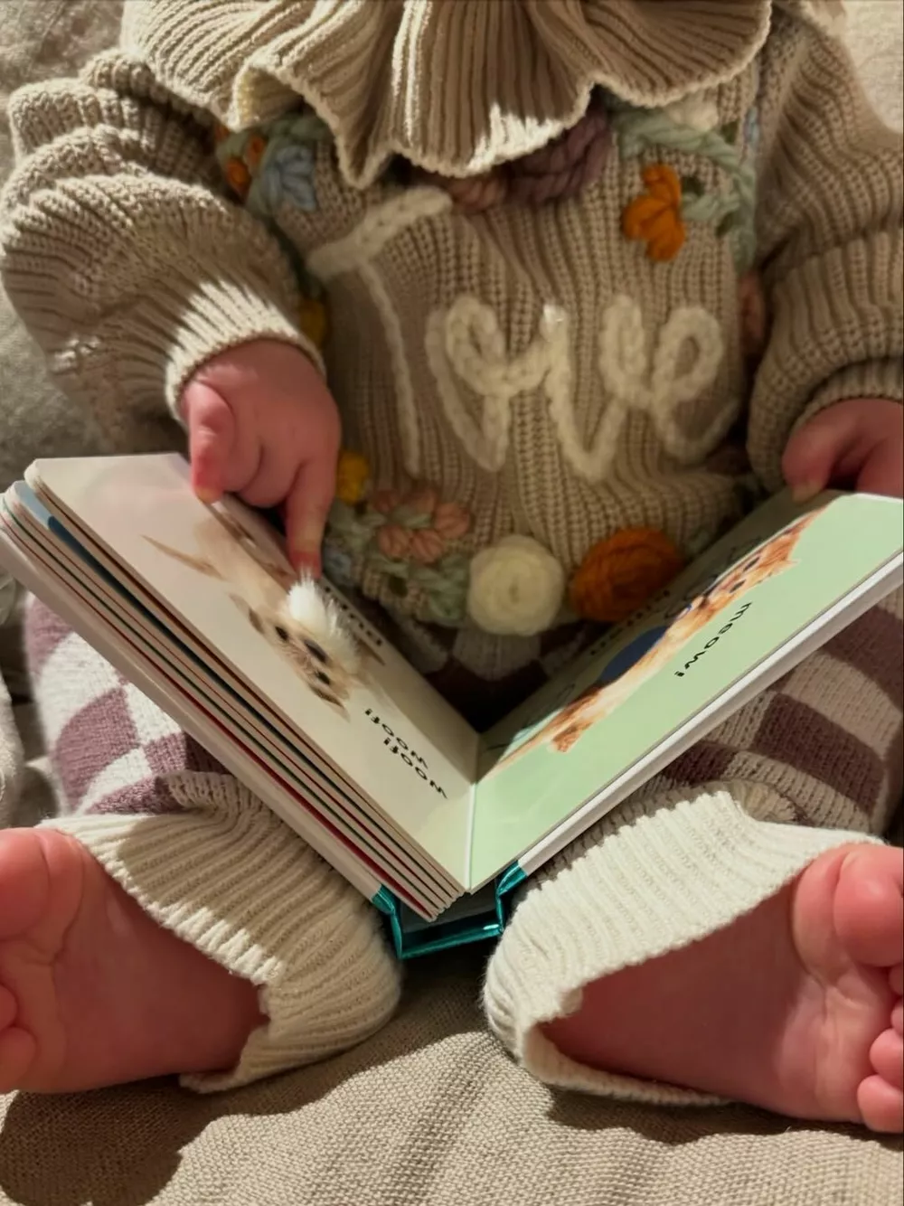 Звезда "Эмили в Париже" Лили Коллинз показала редкие фото годовалой дочери Звезда "Эмили в Париже" Лили Коллинз показала редкие фото годовалой дочери