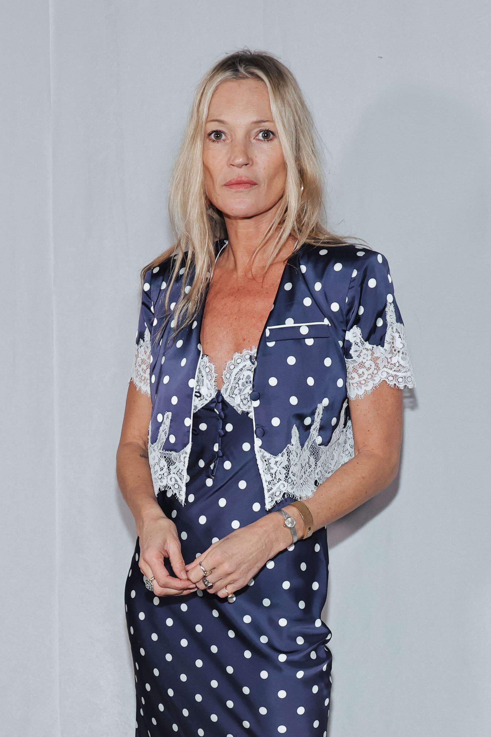 Образ дня: Кейт Мосс в платье в горошек на кинопремьере