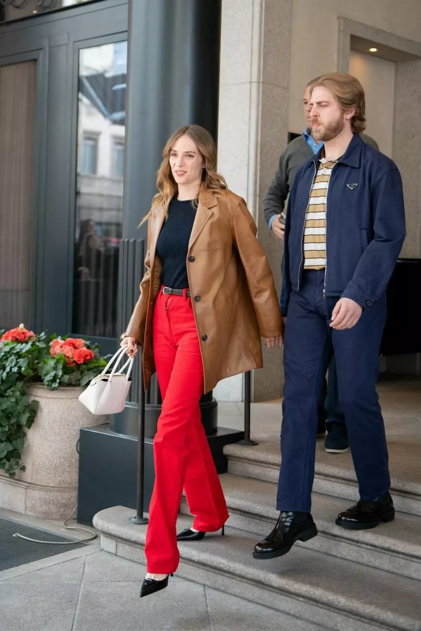 Дочь Умы Турман и Итана Хоука вышла замуж