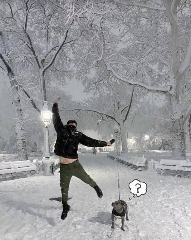 Джастин Теру с беременной женой веселятся на улицах ночного Нью-Йорка