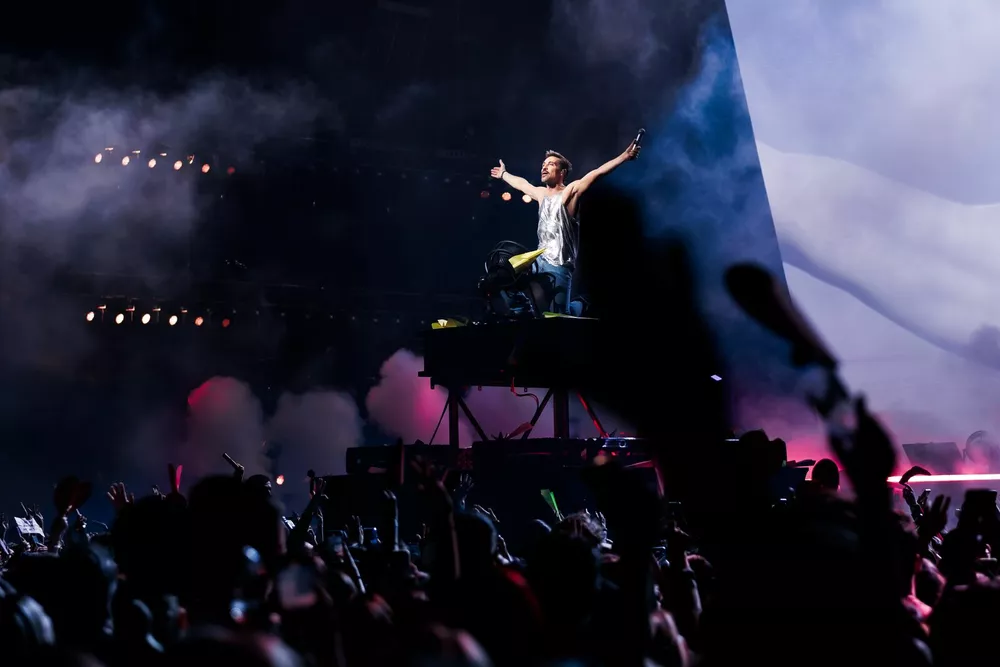 Грандиозное шоу Димы Билана: Алсу, Яна Рудковская, Люся Чеботина и другие звезды на концерте "Я просто люблю тебя"