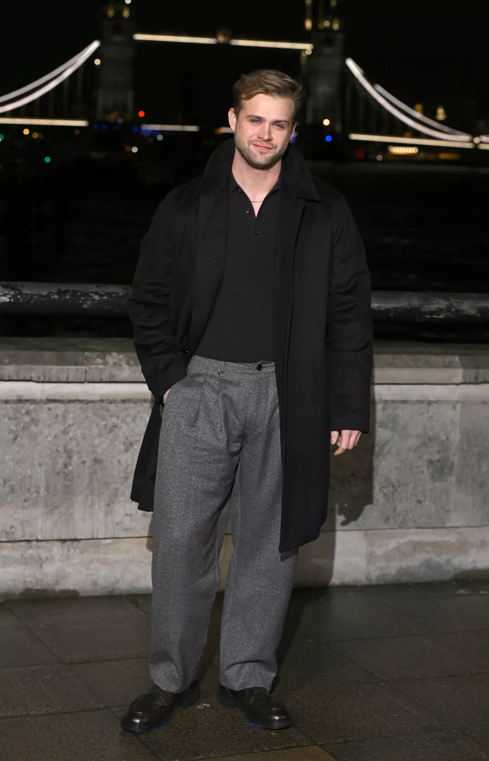 Кейт Мосс, Айрис Лоу и другие звезды на показе Burberry Кейт Мосс, Айрис Лоу и другие звезды на показе Burberry