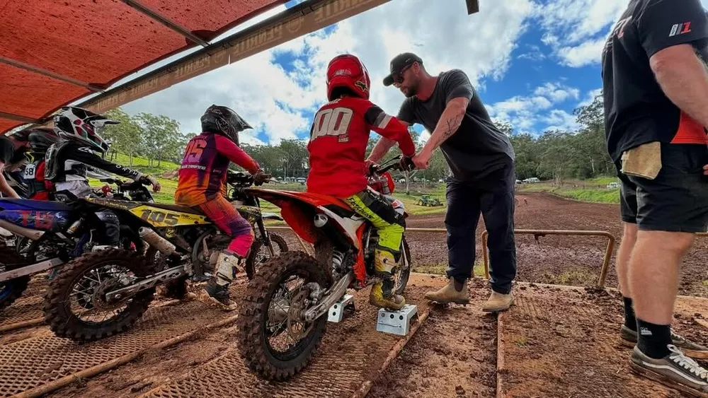 Крис Хемсворт поделился секретом воспитания детей