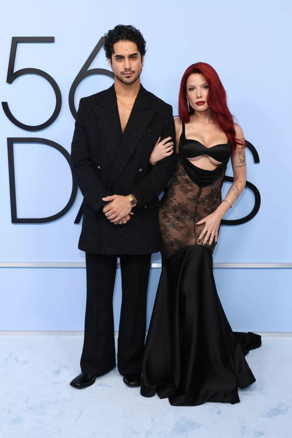 Лидер M&aring;neskin Дамиано Давид с невестой и певица Холзи с женихом: звездные пары на премьере в ЛА