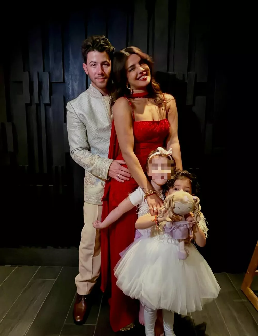 Ник Джонас раскрыл шокирующие детали о рождении младшей дочери