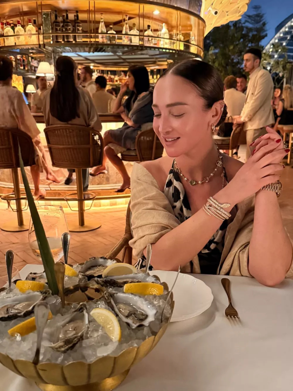 Ольга Бузова показала фигуру в купальнике