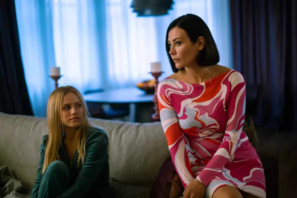 От российской императрицы до вдовствующей принцессы из Средневековья: 7 ярких ролей Екатерины Волковой От российской императрицы до вдовствующей принцессы из Средневековья: 7 ярких ролей Екатерины Волковой