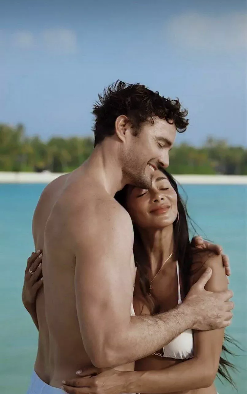 От влюбленных Кейт Миддлтон и Уильяма до гордой одиночки Николь Кидман: как звезды отметили День святого Валентина