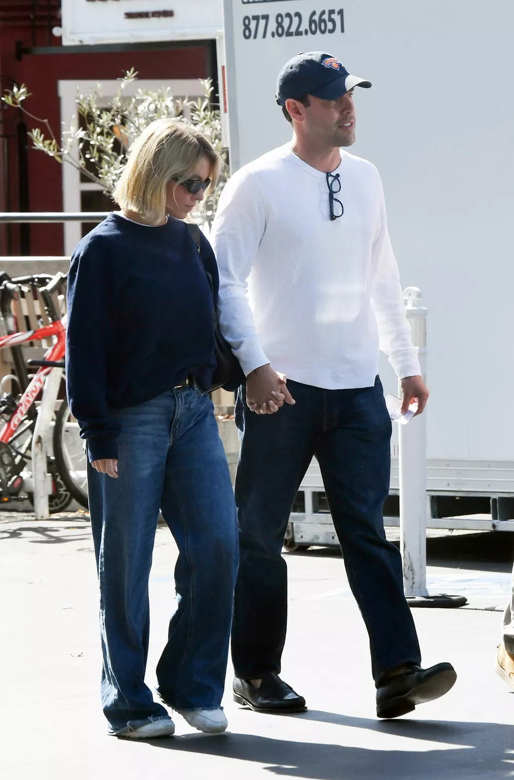 Сидни Суини и Скутер Браун провели свидание в караоке