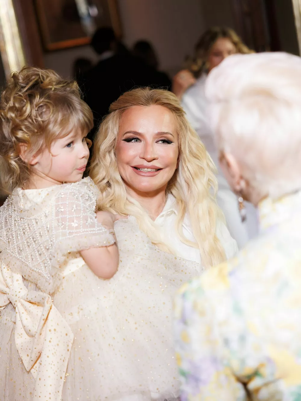 Яна Рудковская, Елена Крыгина, Мария Мельникова и Севиль на Широкой Масленице с Викторией Шеляговой