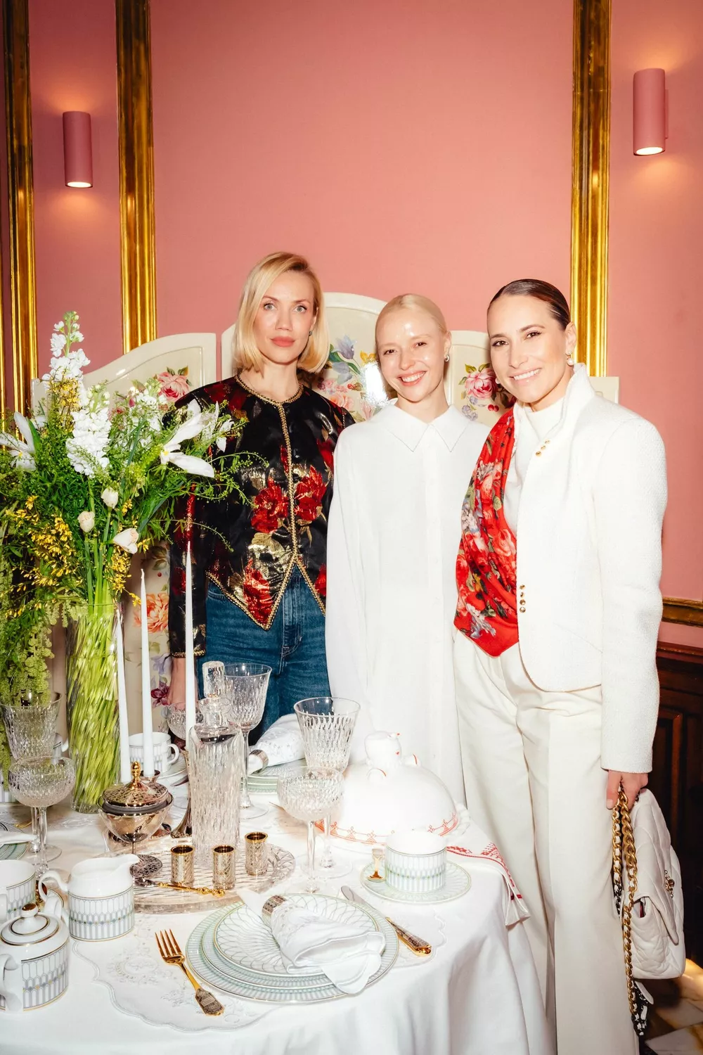 Яна Рудковская, Елена Крыгина, Мария Мельникова и Севиль на Широкой Масленице с Викторией Шеляговой