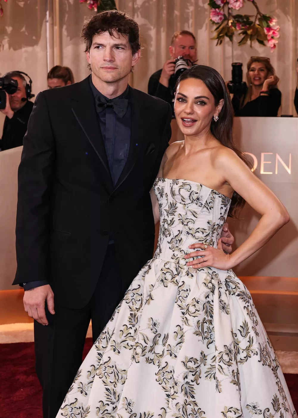 Рост любви не помеха: звездные пары, в которых девушка намного ниже партнера