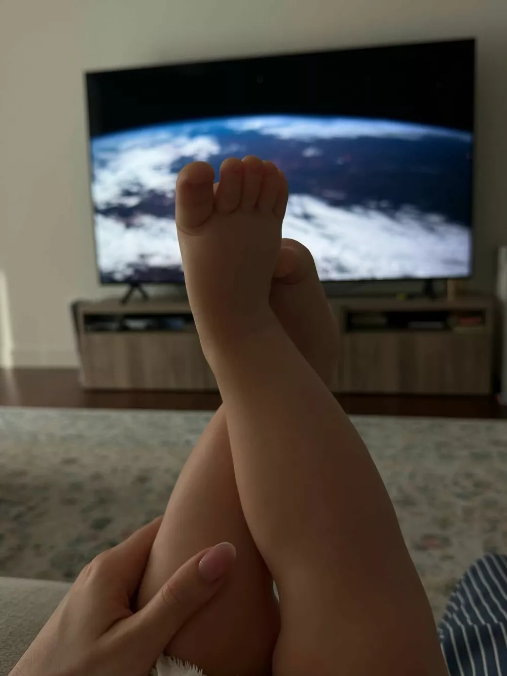 Анна Заворотнюк, проживающая в Дубае, боится за сына