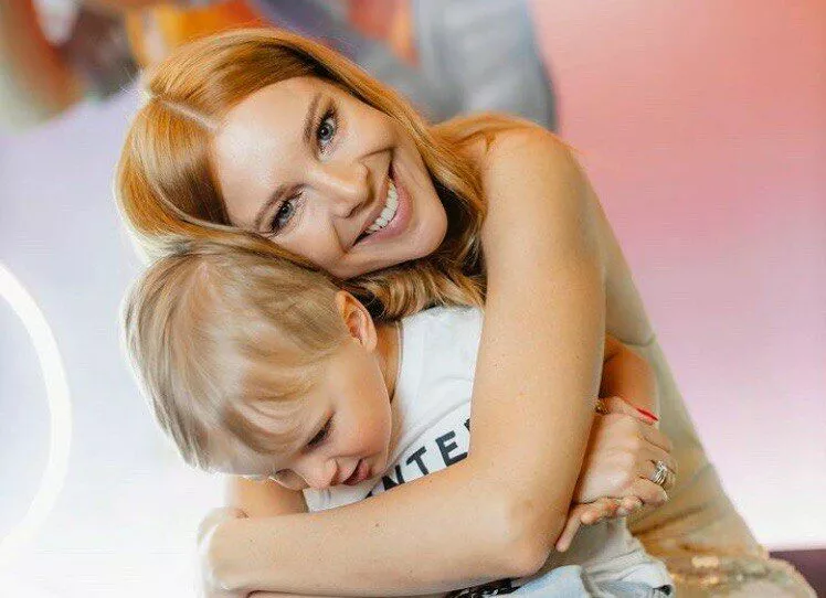 Самый чудесный весенок: Наталья Подольская трогательно поздравила с днем рождения младшего сына