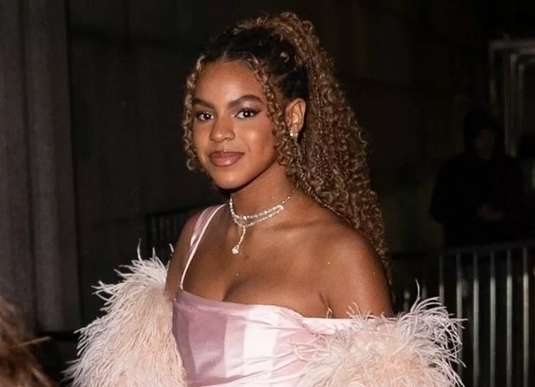 Дочка Бейонсе и Jay-Z вышла в свет без родителей