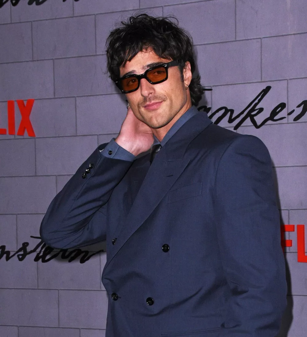 Джейкоб Элроди и Оливия Джейд окончательно расстались             
                Джейкоб Элроди и Оливия Джейд окончательно расстались