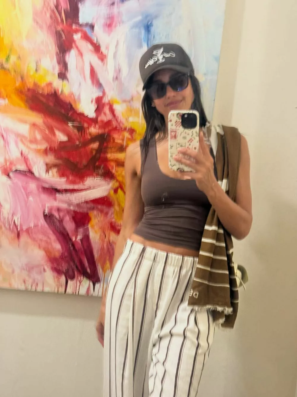 Джессика Альба обнародовала роман с Дэнни Рамиресом в соцсетях              
                Джессика Альба обнародовала роман с Дэнни Рамиресом в соцсетях