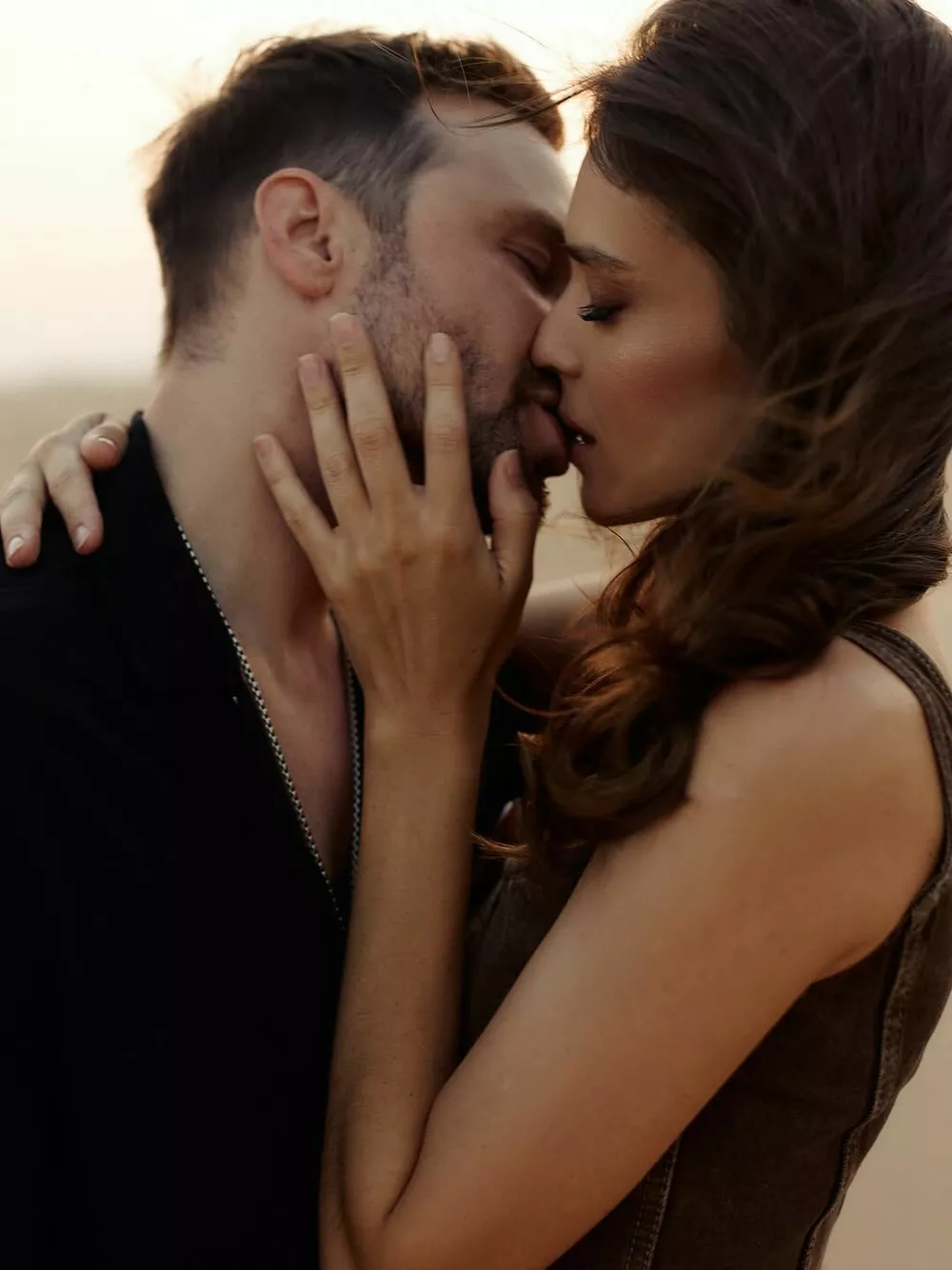 Алексей Чадов показал очень романтичные фото из отпуска с женой
Алексей Чадов показал очень романтичные фото из отпуска с женой