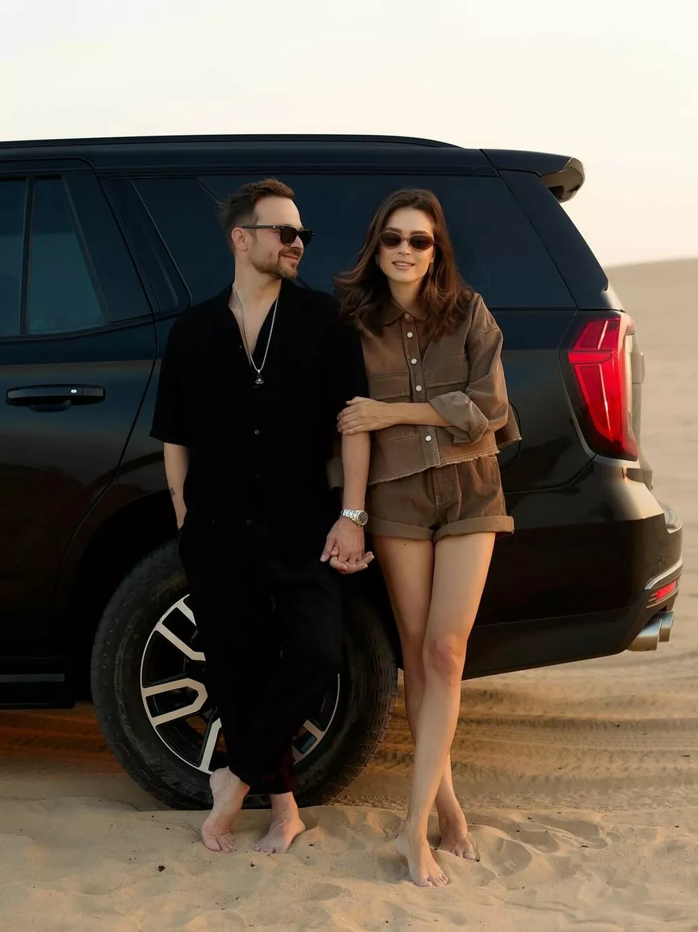 Алексей Чадов показал очень романтичные фото из отпуска с женой
Алексей Чадов показал очень романтичные фото из отпуска с женой