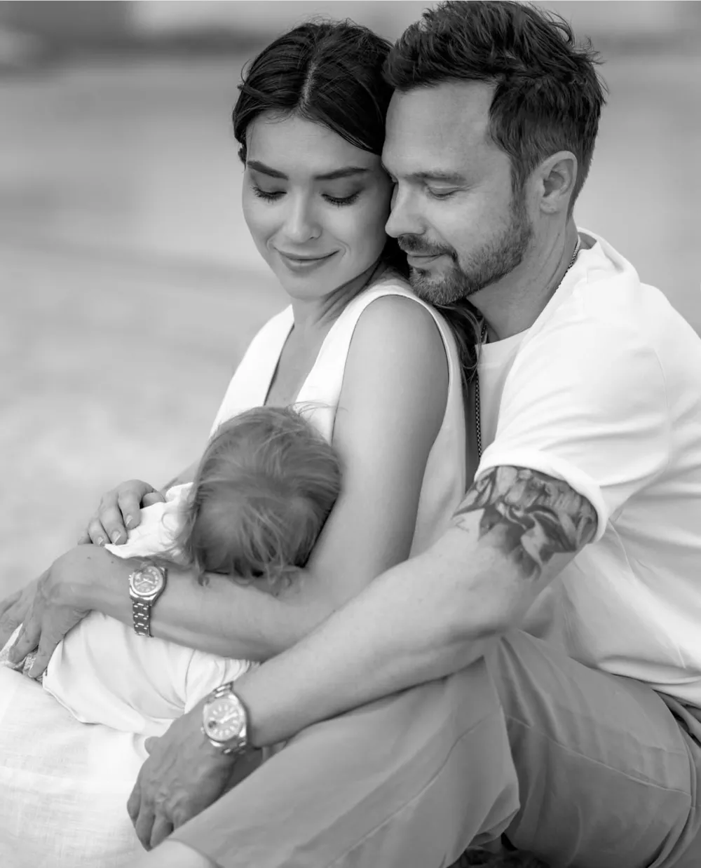 Алексей Чадов трогательно обратился к жене по особенному поводу