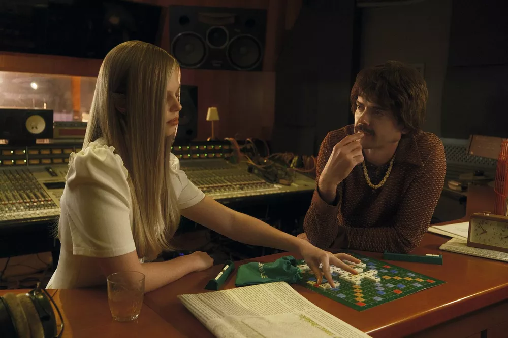 Антон Лапенко: "В следующем году, согласно предсказаниям, я женюсь! "
Антон Лапенко: "В следующем году, согласно предсказаниям, я женюсь! "