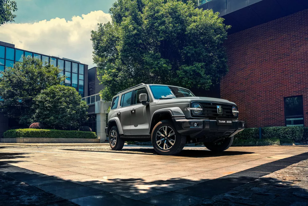 Брутальный Tank, технологичный Geely, динамичный Changan, бизнес-вэн JAC, роскошный Exeed – главные события в мире авто