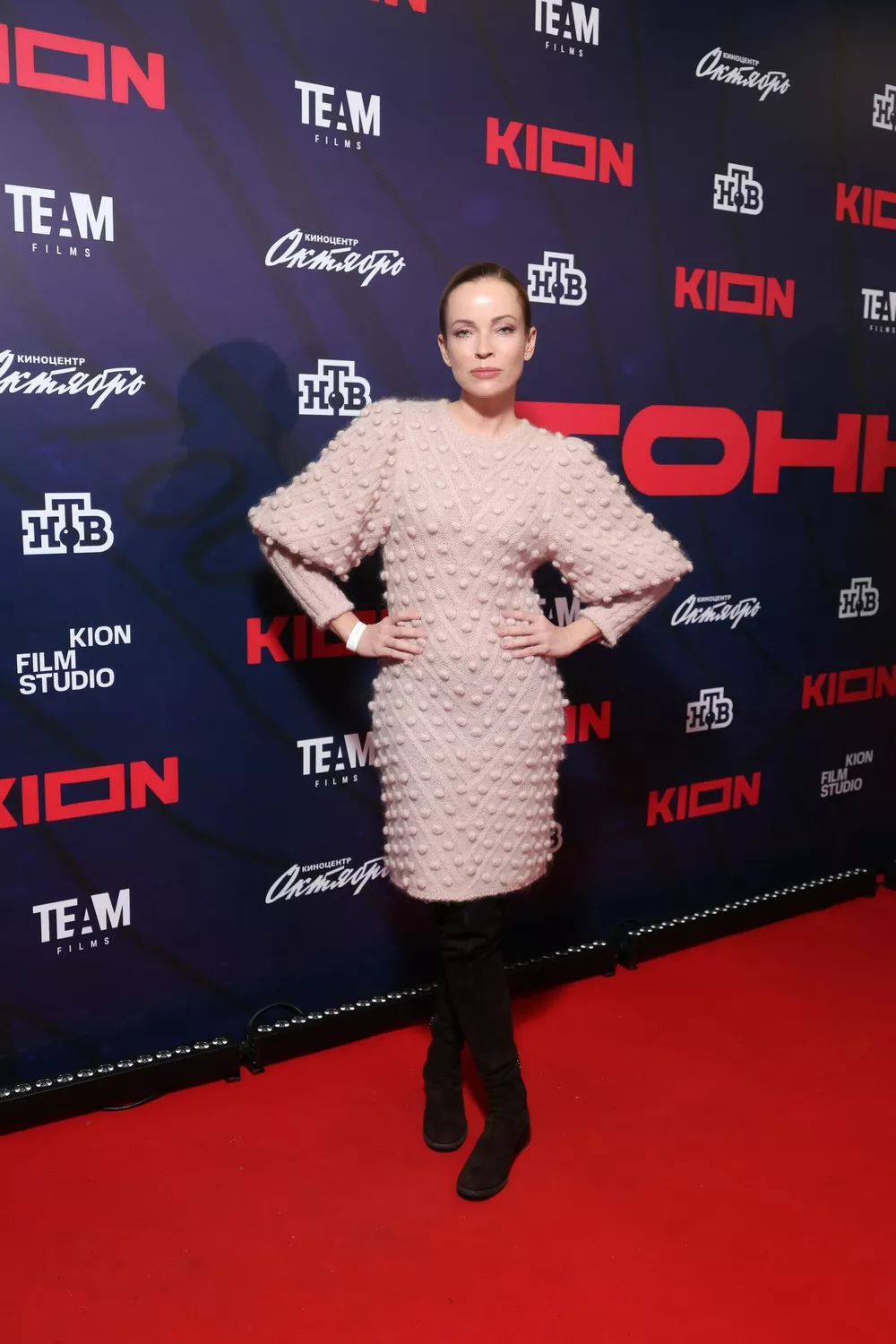 Даниил Страхов, Сергей Гилев, Максим Матвеев и Елизавета Боярская: светская премьера сериала “Тоннель”