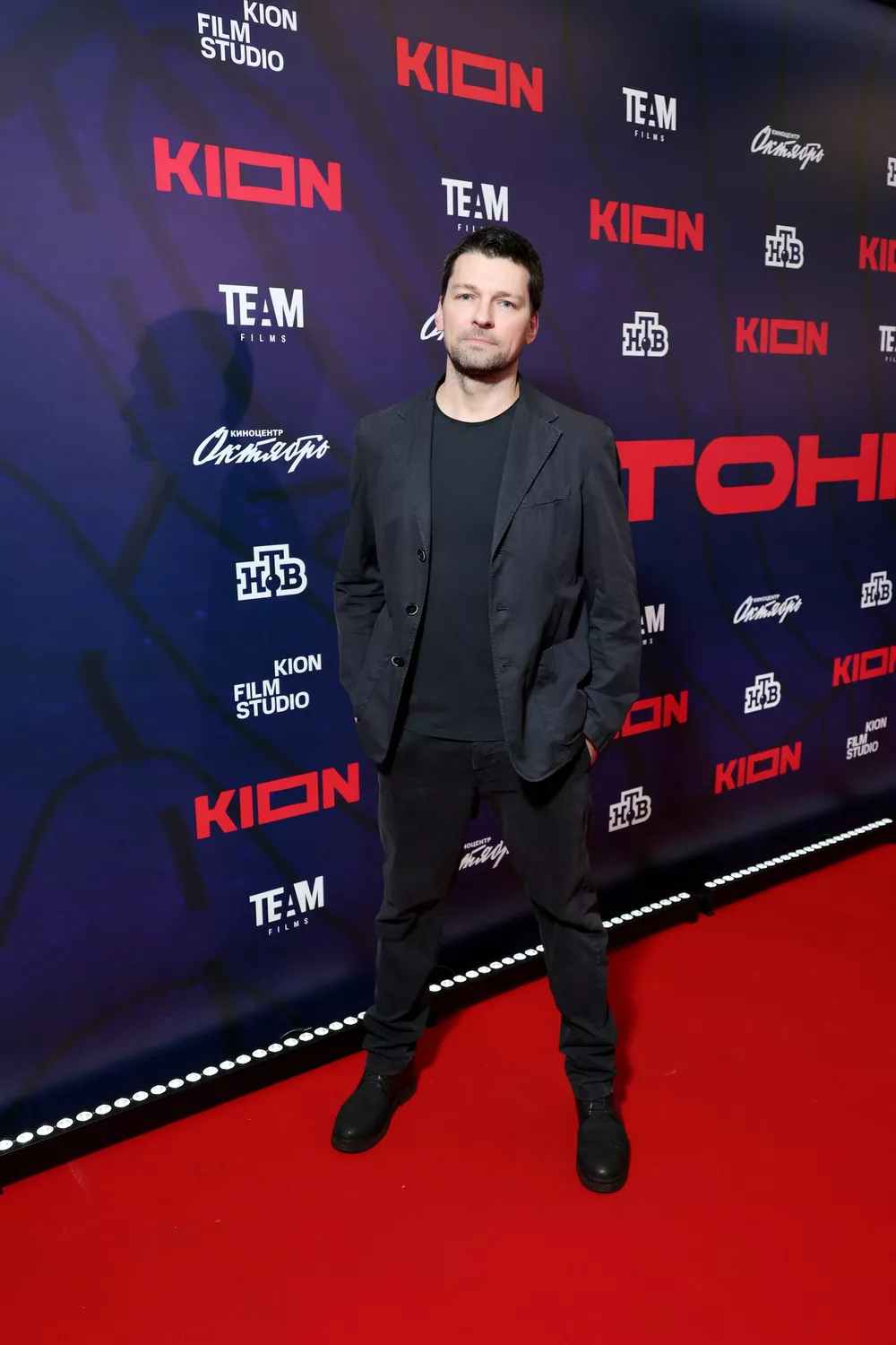 Даниил Страхов, Сергей Гилев, Максим Матвеев и Елизавета Боярская: светская премьера сериала “Тоннель”