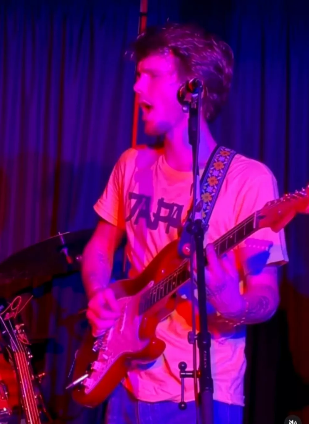 Дэвид и Виктория Бекхэм посетили концерт сына Круза Дэвид и Виктория Бекхэм посетили концерт сына Круза