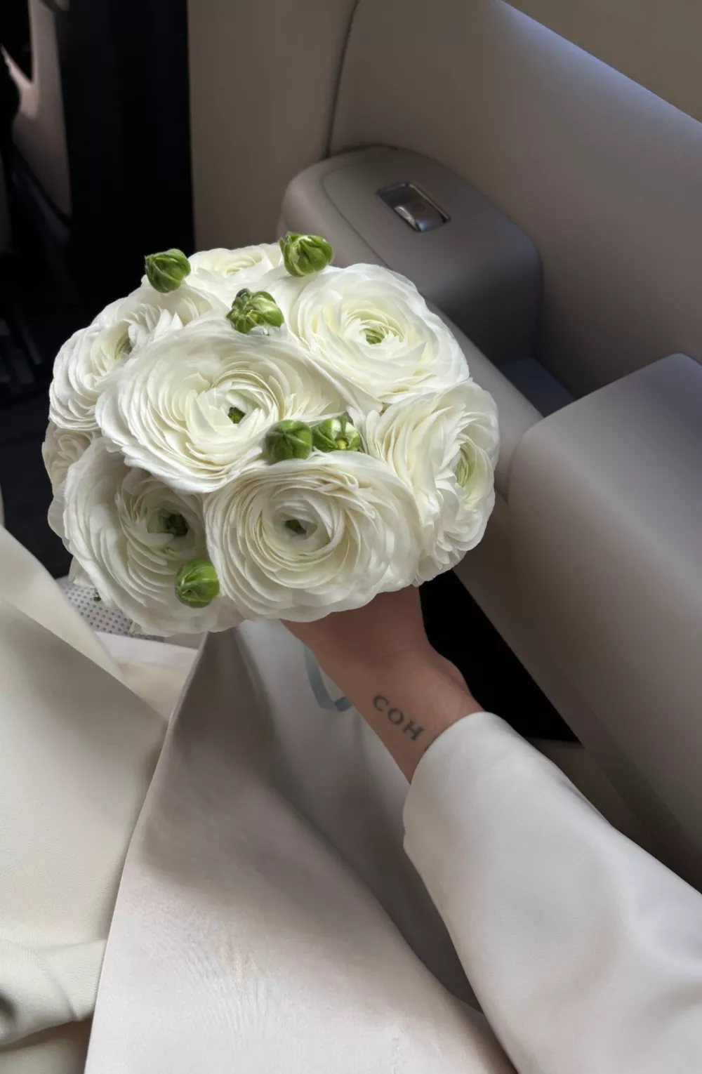 Дочь Андрея Кончаловского вышла замуж
Дочь Андрея Кончаловского вышла замуж