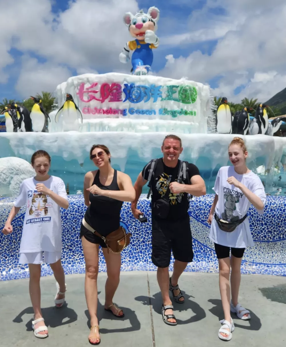 
                Дочь Аскольда Запашного высказалась о внебрачном сыне своего отца            