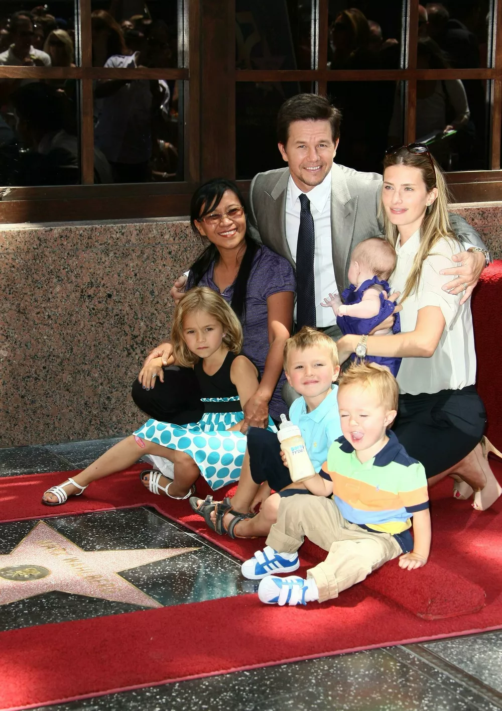 
                Дочь Марка Уолберга в больнице – что известно            