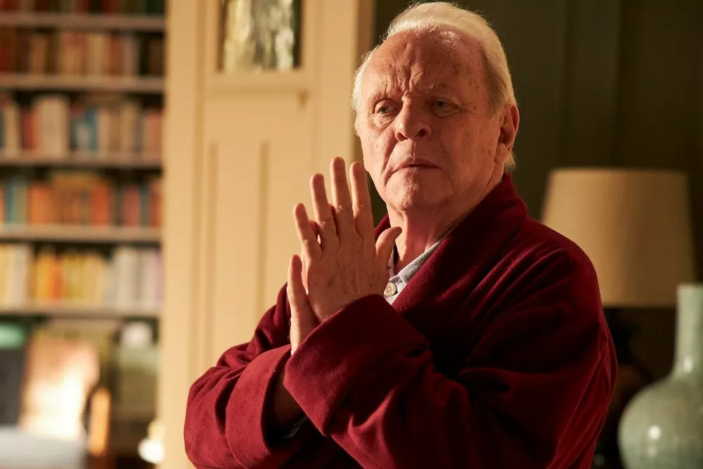 
                Энтони Хопкинс выставил на продажу поместье, уничтоженное пожаром — сколько он за него хочет            