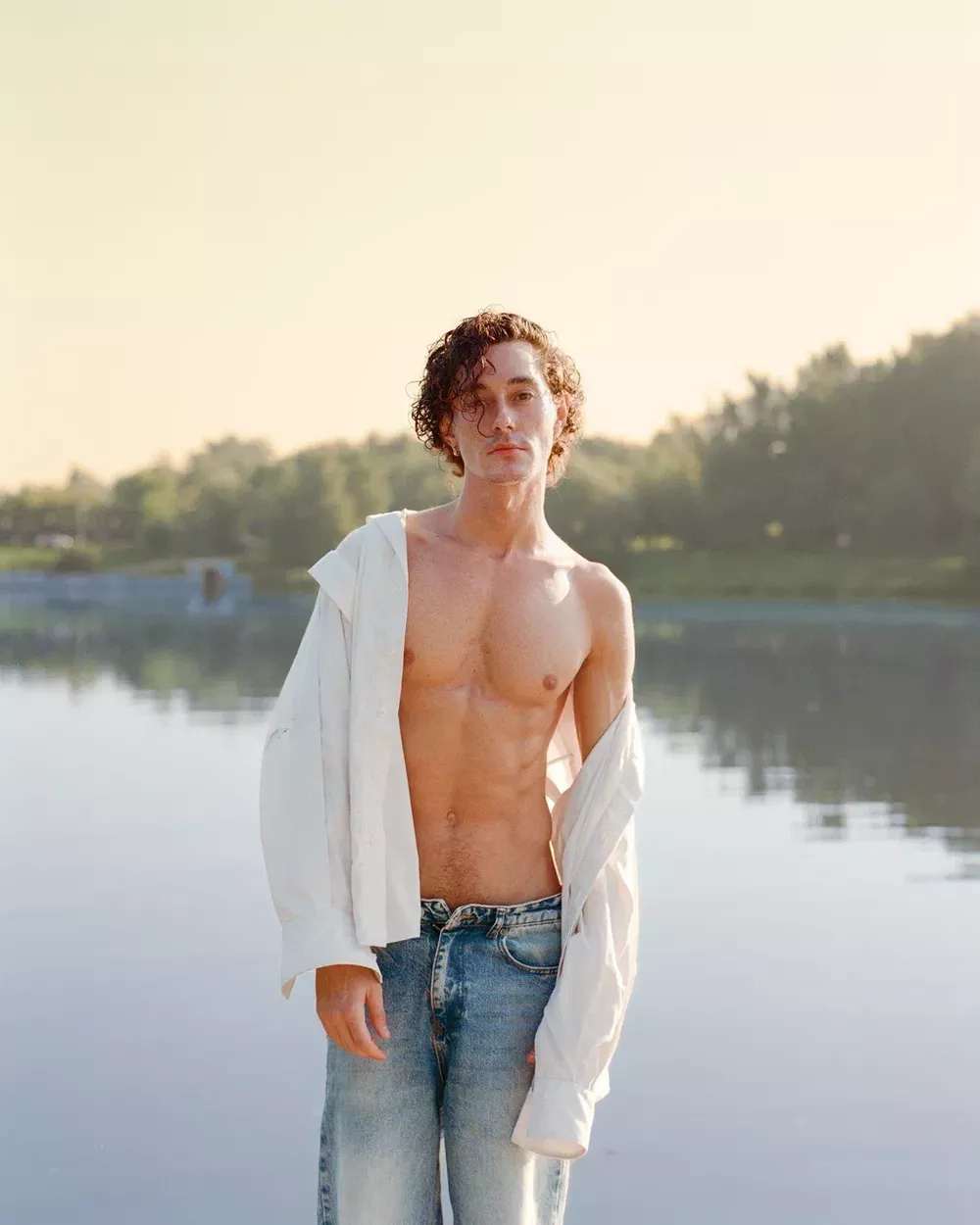 
                Анар: "Самое настоящее преступление – тратить жизнь на то, что ты не любишь"            