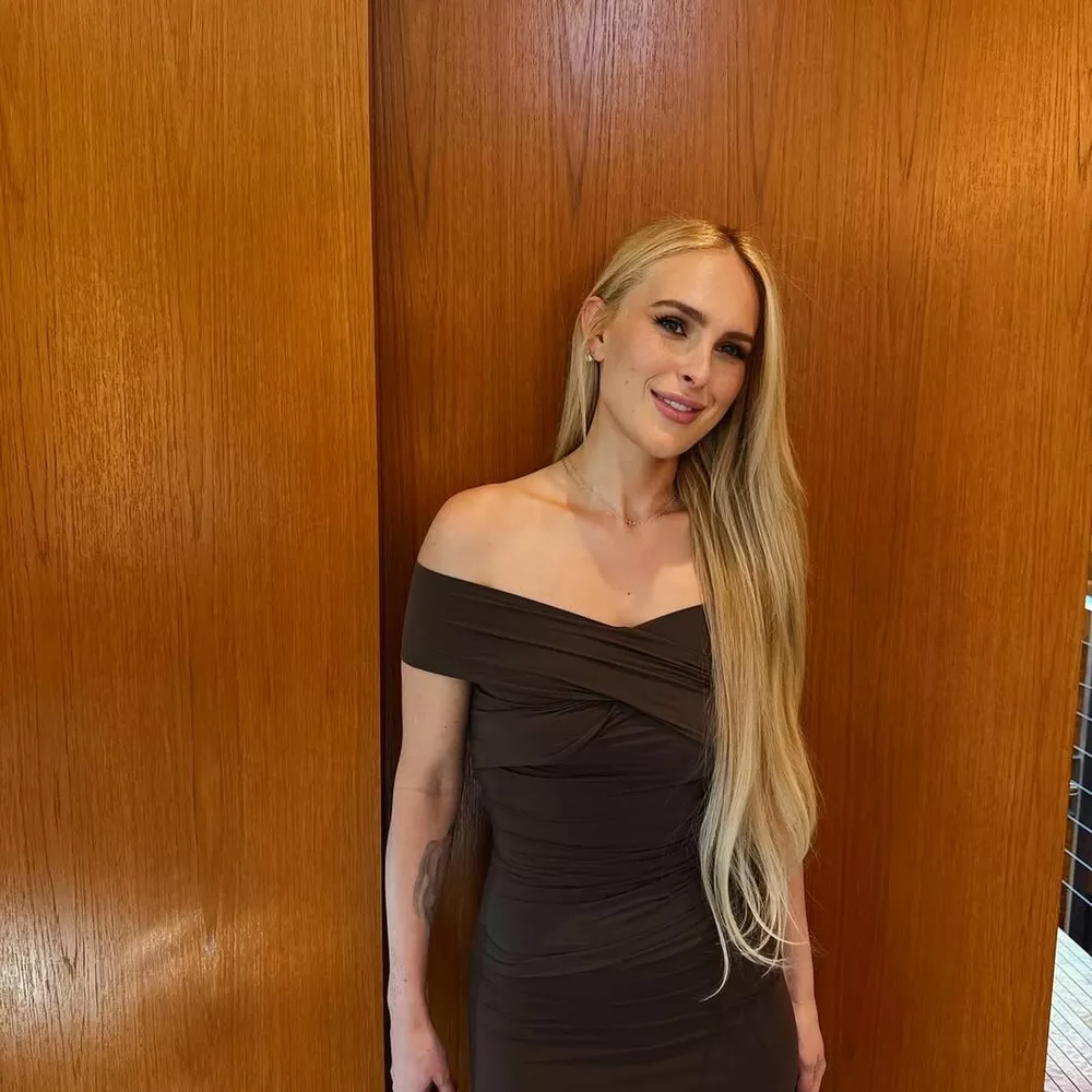 
                Как две капли воды: Румер Уиллис и Линдси Лохан в стильных образах            